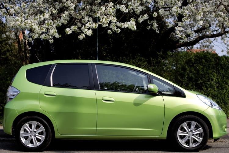 Afgifter. Honda Jazz Hybrid er en af de nyere hybridbiler på bilmarkedet, hvor mange efterspørger nye bilafgifter. 