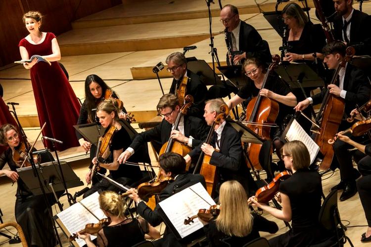 Sopran. Lea Quortrup og de andre solister klang godt med underholdnings orkestret i Konservatoriets Koncertsal søndag. 