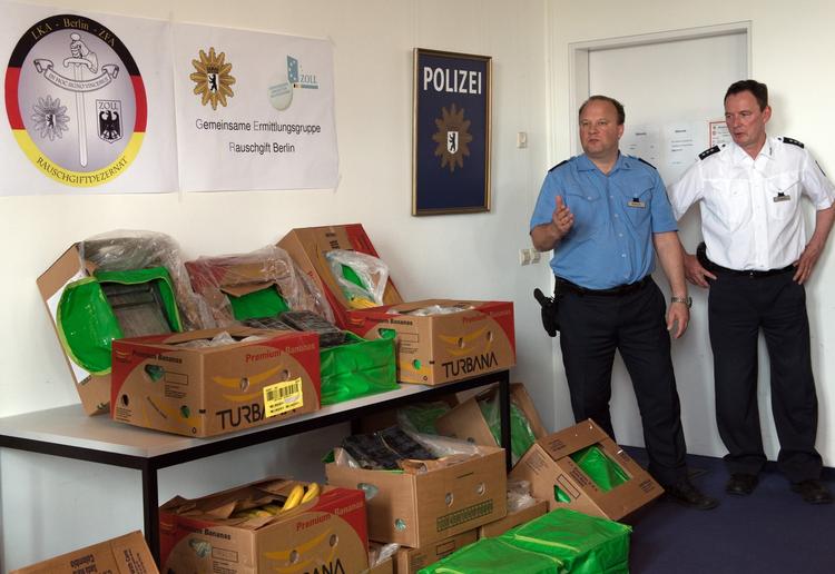 Kokainfangst. Politiet i Berlin viser rekordfangsten frem. 