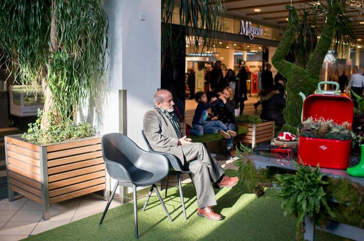 2015. Man kan stadig hygge sig i Rødovre Centrum med et spil kegler i underetagen. Den nuværende direktør (tredje generation) hedder Jesper Andreasen og har indtil videre bygget Rødovre Centrum ud 6-7 gange. Meget nyt er sket siden 1966. Foto: Janus Engel 