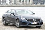 INDTRYK. Den store stjerne fortæller tydeligt, at her kommer en Mercedes. 