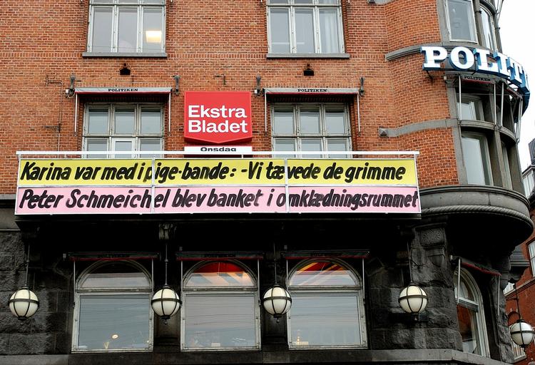 Spilannoncer. Ekstra Bladet solgte annoncer til selskaber som Betfair, Ladbrokes og Unibet i perioden før 2012, hvor Danske Spil havde monopol. Det risikerer avisen nu en bøde for. 