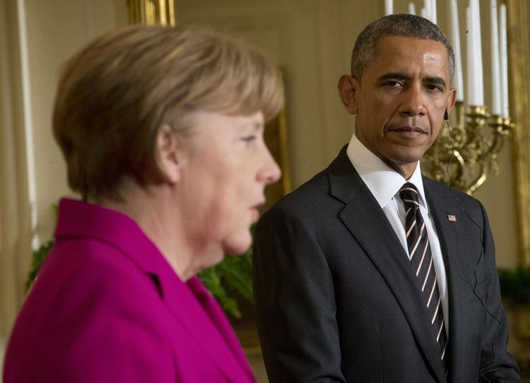 midtillid. USA's præsident, Barack Obama, har bedyret, at USA »ikke overvåger og ikke vil overvåge kansler Merkels kommunikation«. Men sagen har betydet, at Tyskland har udvist en amerikansk efterretningschef, og tyskernes tillid til USA har været lav lige siden. 