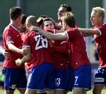OP OG NED. FC Vestsjælland-spillerne har kæmpet sig i pokalfinalen, men det kan tære på kræfterne, og dem er der brug for, hvis de skal blive i Superligaen. 
