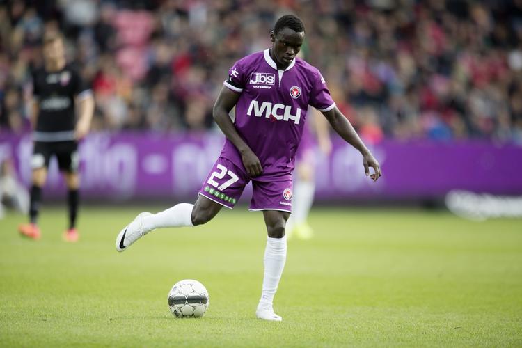 Landsholdssspiller. FC Midtjyllands farlige fløjspiller, Pione Sisto er officielt dansker og kan repræsentere landsholdet. 