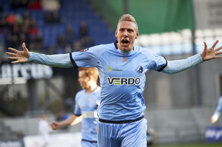 Jubel. Nicolai Brock-Madsen scorer til 1-0 for Randers. 