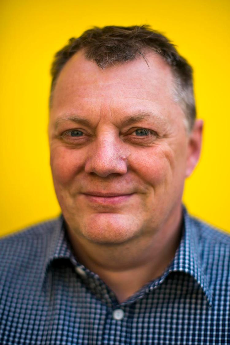 DOM. Ifølge Gert Ravn ville normalthørende mennesker blive skuffede over lyden i selv de dyreste høreapparater. Foto: Janus Engel 