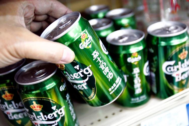Kina. Øl er blevet en mere populær drikkevare i Asien de seneste år, og det nyder både lokale bryggerier og udenlandske kæmper som Carlsberg godt af. 