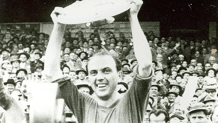 Verdensmester. Bernhard Klodt blev tysk mester med Schalke i 1958, hvilket banede vej for mødet med KB i Europa Cuppen for mesterhold samme år. 