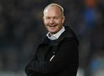 AMBITIONER. Glen Riddersholm kan snart glæde sig over et dansk mesterskab, men kan FC Midtjylland også grine over at etablere sig som permanent tophold i dansk fodbold? 