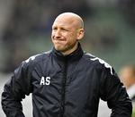 AFSKED. Efter en nedrykning og en oprykning forlader Auri Skarbalius Viborg. 