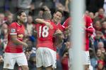 1-0. United-spilerne jubler over Ander Herreras scoring i 1. halvleg, men efter pausen var det kun gæsterne, der havde noget at juble over. 