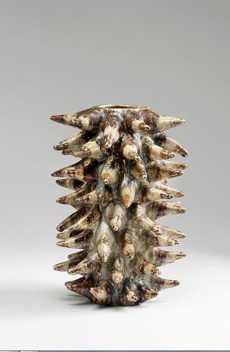 Solgt. 120.000 kroner lød hammerslaget, da denne stjålne Salto-krukke blev solgt i 2013. 