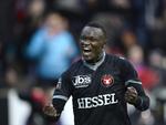 Guldfuglen Pione Sisto – det ubetinget største talent i den danske Superliga – scorede otte gange i efteråret, inden en langvarig skadespause gjorde ham ukampdygtig. Der var comeback til den 20-årige, der snart bliver dansk A-landsholdsspiller, i storkampen mod FCK 17. maj. Sisto kom ind efter en times spil og var den afgørende faktor i 2-0-sejren, der reelt sikrede FC Midtjylland den første DM-titel. Først lagde den kreative midtbanemand op til Andre Rømers flotte hovedstødsscoring, inden han selv slog til. 