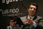KANDIDAT. Luis Figos kampagne er blevet venligt modtaget, men der er ikke klarhed over, hvor mange forbund, der støtter ham eller de andre to udforere til Sepp Blatter. 