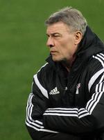 PÅ PLADS: Lars Olsen er nævnt som mulig efterfølger til Morten Olsen, men måske holder han sig til Færøerne. 