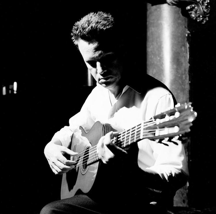 Hjemve. Mark Kozeleks (Sun Kil Moon) 10 minutter lange track er et skud 24-karats melankoli. 