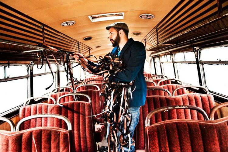 debut. Samanou Sahlstrøm er gået vejen fra 'småtte' på Zentropa, Lars von Triers lærling og filmskoleelev og til at stå bag sin første spillefilm. 