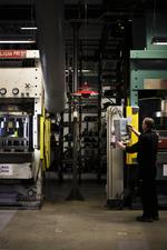 VEJEN: Design: PH-lampe-produktion 