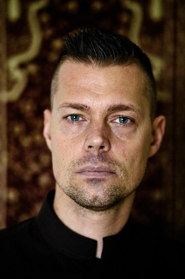 MUSLIM. 37-årige Michael Aslanes vil ikke vælge mellem sin tro og sin seksualitet, selvom mange mener, at han burde. 