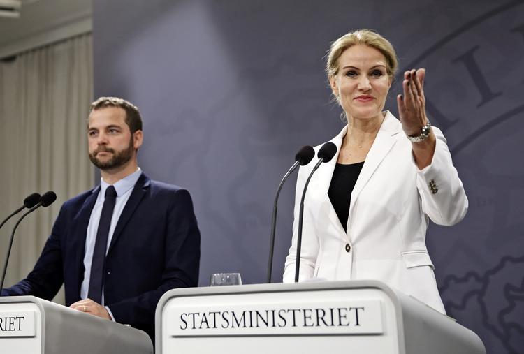 Troværdig. Thorning scorer højere på troværdighedsbarometeret end Løkke. Alligevel står Løkke stærkere i kampen om at blive Danmarks næste statsminister. 