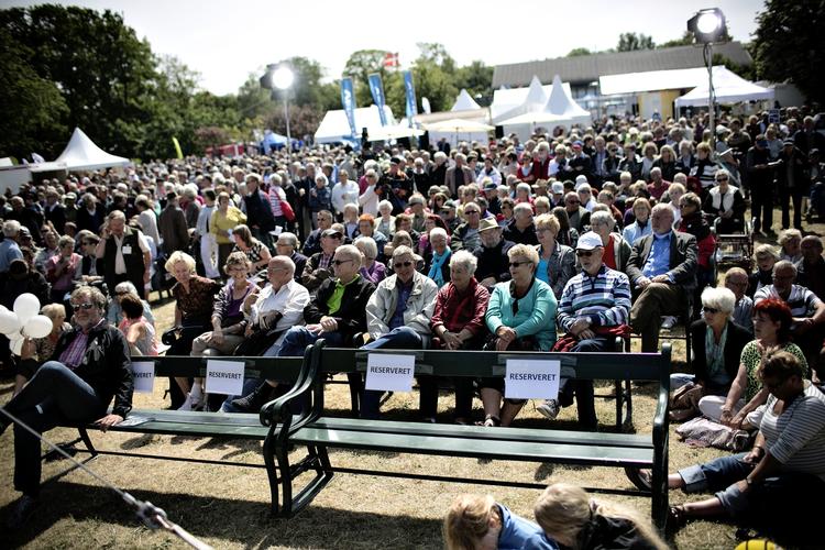 Folkefest. For femte år afholdes det danske folkemøde på Bornholm. Men i år kan det blive foruden mange politikere, der vil vælge at føre valgkamp i deres kreds i stedet. 