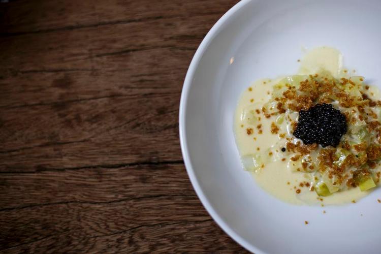 Kraftigt. Restaurant Umage serverer for så vidt god mad. Problemet er, at kokken er overordentlig gavmild med salt og kraftige krydderier. 