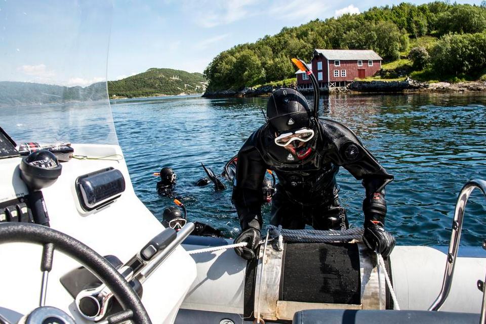 HOLDEPUNKT. Man kan godt blive lidt groggy af at blive skyllet gennem Saltstraumen. 