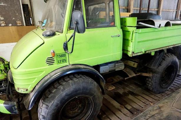 BRUTAL Unimog fra Mercedes er et køretøj, der kan klare det helt vilde terræn. 
