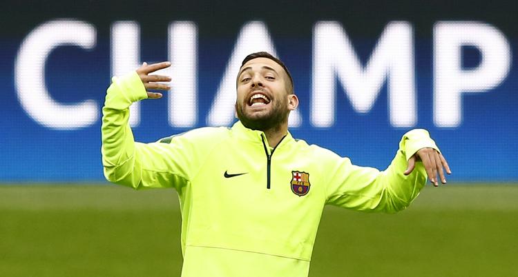 FAVORIT. Jordi Alba fra FC Barcelona i lalleglad attitude, og den har han en god mulighed for at holde efter aftenens pokaldyst mod Athletic Bilbao. 