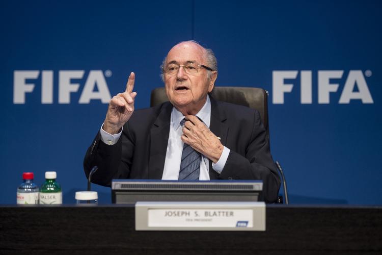TOPFORM. Fifa-præsident Sepp Blatter var lørdag klar til at afvise, at han på nogen måde kan blive berørt af den korruptionssag, der startede onsdag med anholdelser af en række Fifa-ledere. 