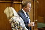 DUEL. Lars Løkke Rasmussen (V) og Helle Thorning-Schmidt (S) tørner i dag sammen i den første af tre direkte dueller mellem de to statsministerkandidater. 
