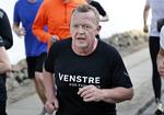 Tempo. Lars Løkke Rasmussen (V) har sat tempoet op og lægger nu igen afstand til rød blok, der ellers har halet hastigt ind på blå blok siden valgkampsspurten blev skudt i gang. 