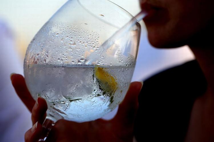 Monsterdrik. Torsdag kan du få en tår af verdens største Gin &amp; Tonic. 