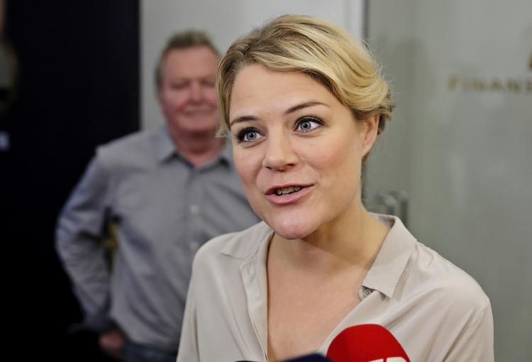 Johanne Schmidt-Nielsen og Frank Aaen er et klassisk Enhedslisten-par. Hun er 31, han er 63. Sådan skal det være i revolutionspartiet. 