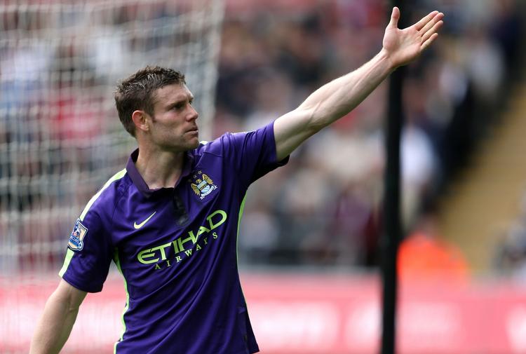 SKIFTEDAG. Efter to mesterskaber og en pokaltitel med Manchester City, skifter James Milner til Liverpool. 