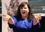 Komiker. Her har Melissa McCarthy netop sat sit håndaftryk i cement foran TCL Chinese Theatre i Los Angeles. 