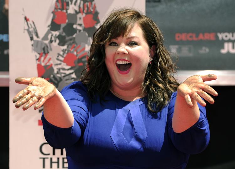 Komiker. Her har Melissa McCarthy netop sat sit håndaftryk i cement foran TCL Chinese Theatre i Los Angeles. 