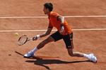 langstrakt. Efter yderligere en times tennis lørdag blev semifinalen ved French Open mellem Novak Djokovic og Andy Murray vundet af serberen efter fem sæt. 