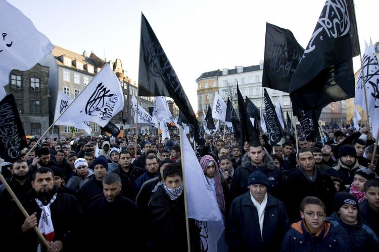 Ytringsfrihed. Hizb ut-Tahrir har stået bag flere demonstrationer i København i de seneste år, blandt andet vendt mod danske avisers genoptrykning af Muhammed-tegningerne i 2008. 