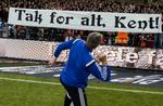 Tak. Kent Nielsen sagde farvel til Aalborg og AaB's fans på lægterne efter dagens kamp. 