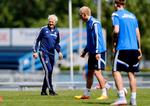 Garanti. Morten Olsen er landstræner for Danmark til sommeren 2016. 