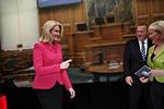 DUEL. Helle Thorning-Schmidt (S) og Lars Løkke Rasmussen (V) mødtes tilaften til den anden af i alt fire direkte dueller mellem de to. 
