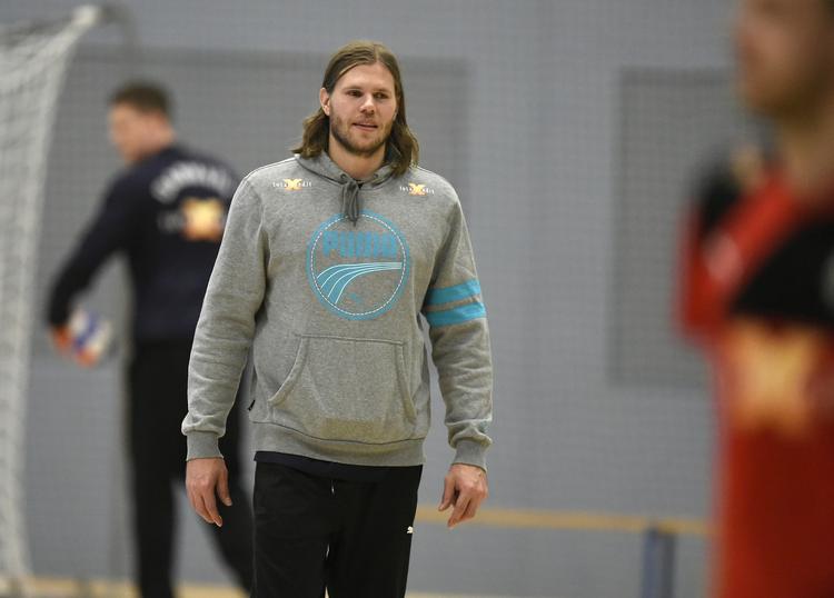 Pause. Mikkel Hansen har haft en lang sæson. 