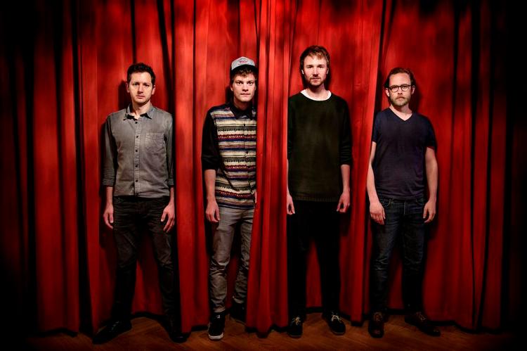 Monologer. Fire nyuddannede skuespillere fra Aarhus Teater opfører monologer på Betty Nansen. Fra venstre: David Einebo Polmer, Niels Anders Manley, Jens Alexander Kepny Kristensen og Ulrik Waarli Grimstad. 