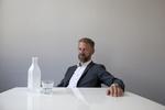 Interview. Anders Krab-Johansen har skrevet en ny bog 'Vi vinder, når vi vågner' om det danske velfærdssamfunds problemer i en globaliseret verden. 