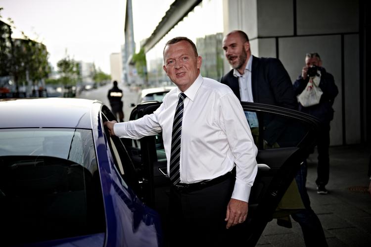 GEVINST. Venstre vil gøre gevinsten ved at arbejde med skattelettelser i bunden og et moderne kontanthjælpsloft. Hvor hø'jt loftet skal være, vil partiet dog ikke sige endnu. 