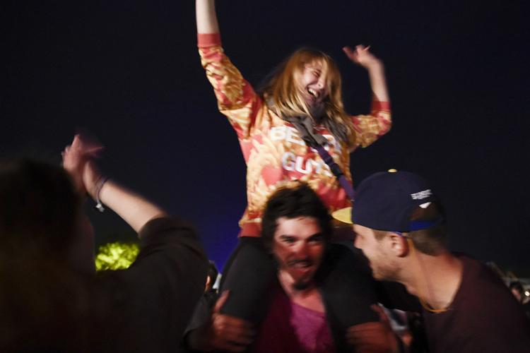 Ventedage. I Street City kan man måbe over skaternes tricks eller tage et kursus i grinding eller breakdance. Eller blot nappe sig en øko-taco og en koncert, mens man venter på, at festivalpladsen åbner. 