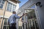 Bestikkelsessag. Grundlovsforhør i sag om mulig bestikkelse ved Retten i Nykøbing Falster. 
