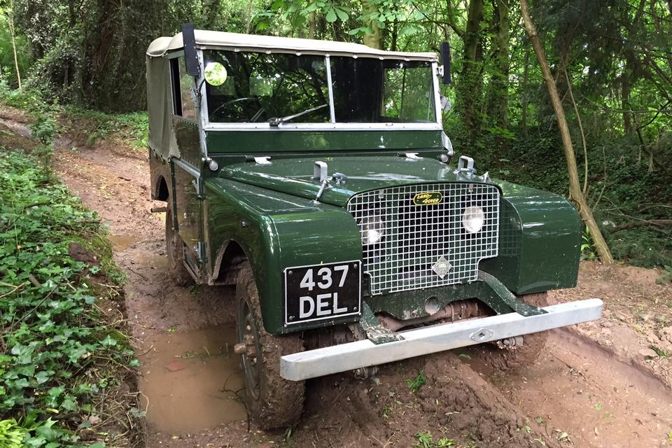 1948. Ideen om en Land Rover blev dog ikke skrottet. Derfor så HUE 166, den første serieproducerede Land Rover, dagens lys i sommeren 1948. Rattet var tilbage i højre side, og den bliver hurtigt en succes. Ved udgangen af 1949 er 8.000 solgt, hvilket var noget over  de budgetteterede 5.000 stk. 